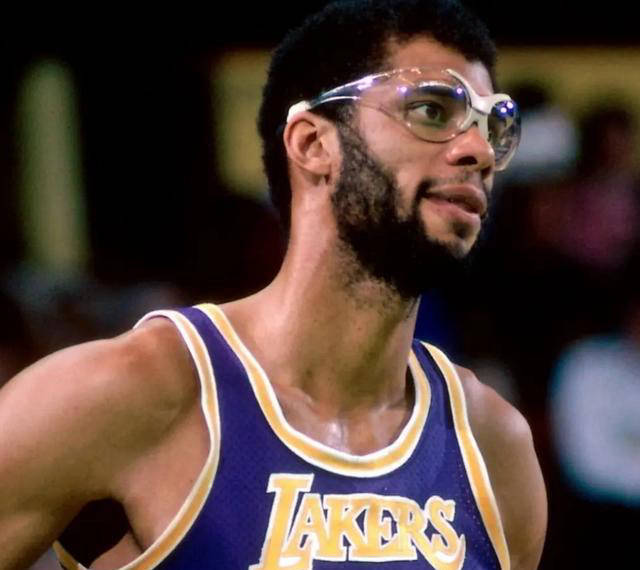 足球女超联赛：辽宁沈北禾丰胜武汉车谷江大